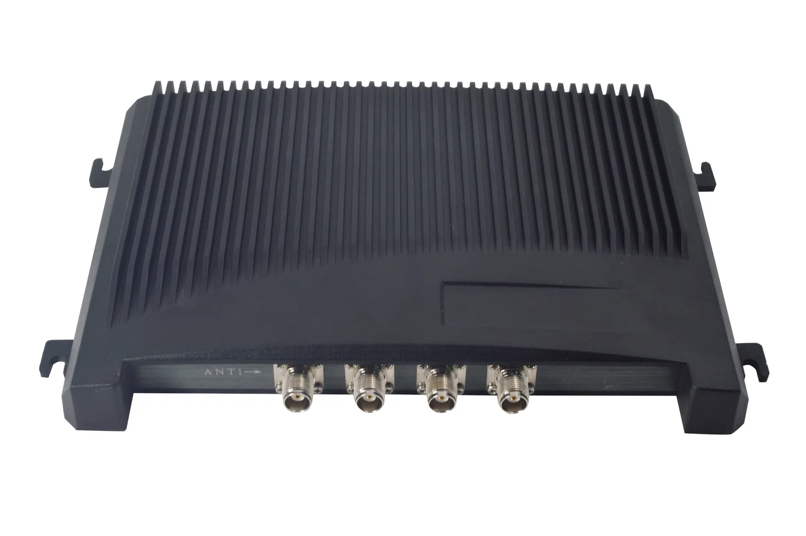 TagTrack S8600 industrial RFID reader